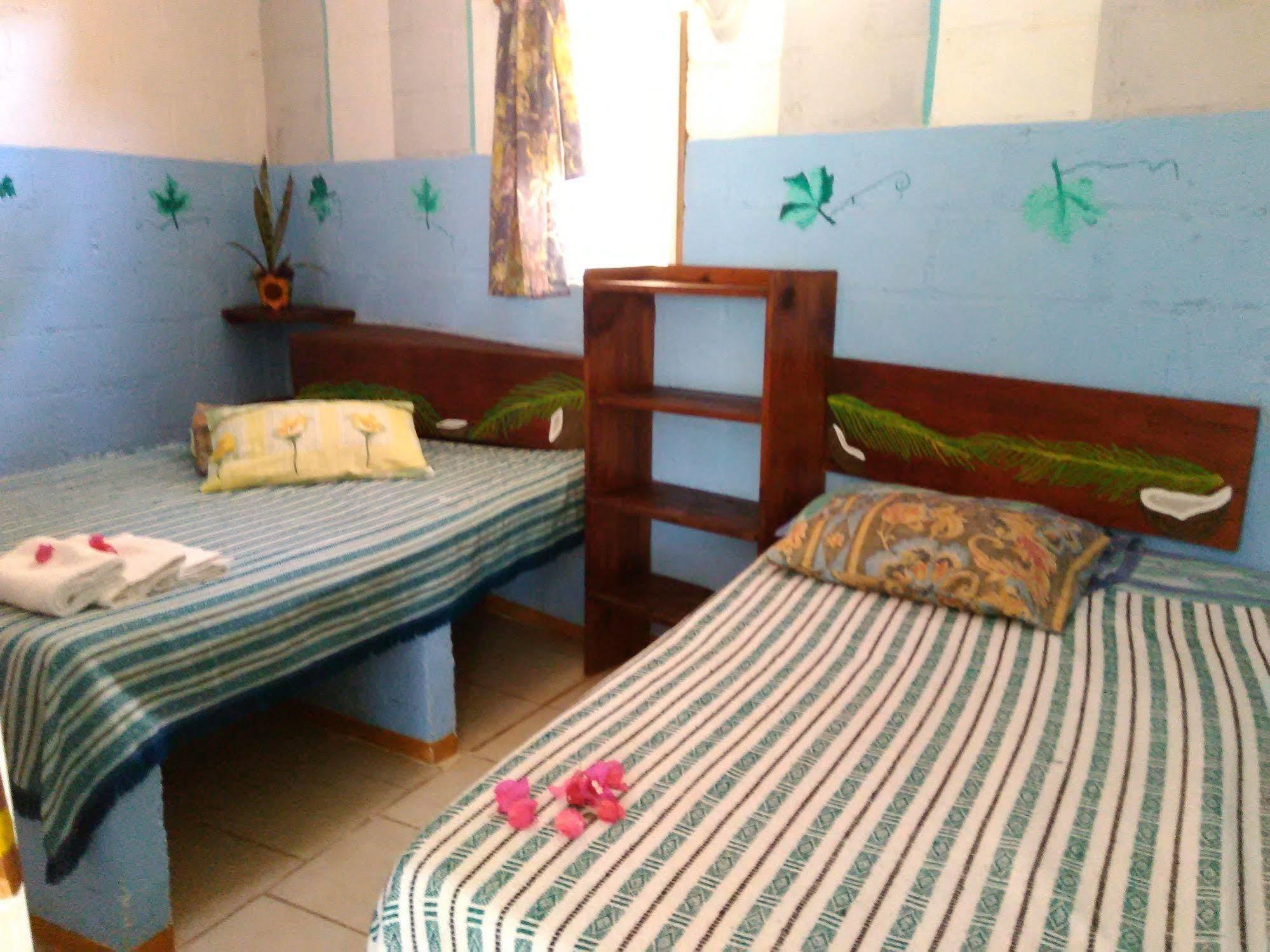 San Pedro Pochutla Hotel Hostal Teresa المظهر الخارجي الصورة